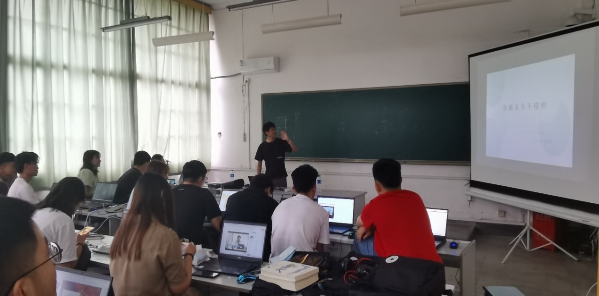 http://wudxy.lsnu.edu.cn/__local/A/1B/C6/B3AC1444D49161F13AFF302D30B_AD966766_2AD39.jpg
