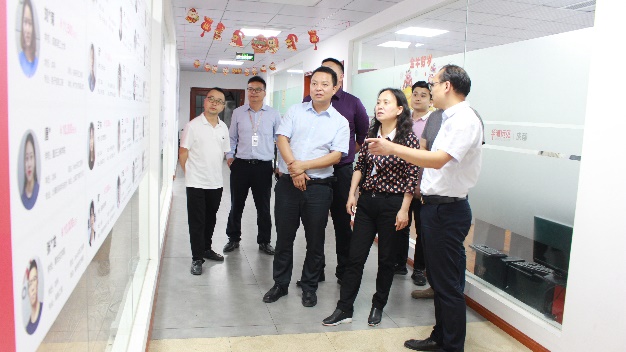 http://wudxy.lsnu.edu.cn/__local/2/F5/55/D06C9BC1DBF8840D1C83C5175AB_2DF537B7_1556B.jpg
